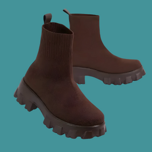 BootyComfort Women’s Casual Fashion Sneakers